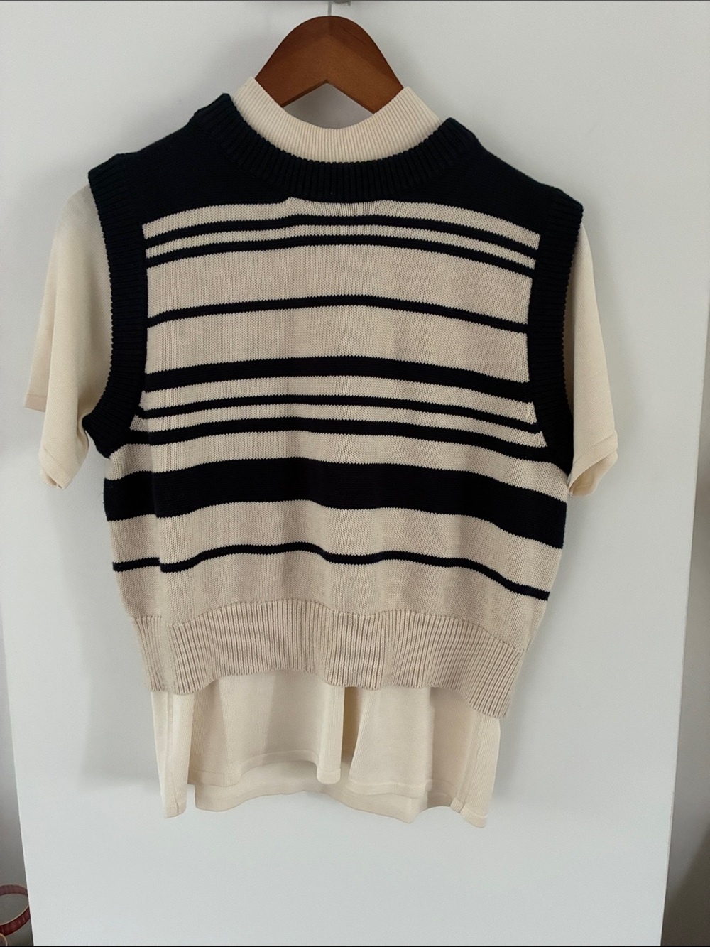 NO ERRORS Striped Cream & NAVY BLUE Sleeveless Knit Sweater Vest BRETON marinere